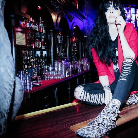 Boohoo Leopard Booties - Picture 4 of 4